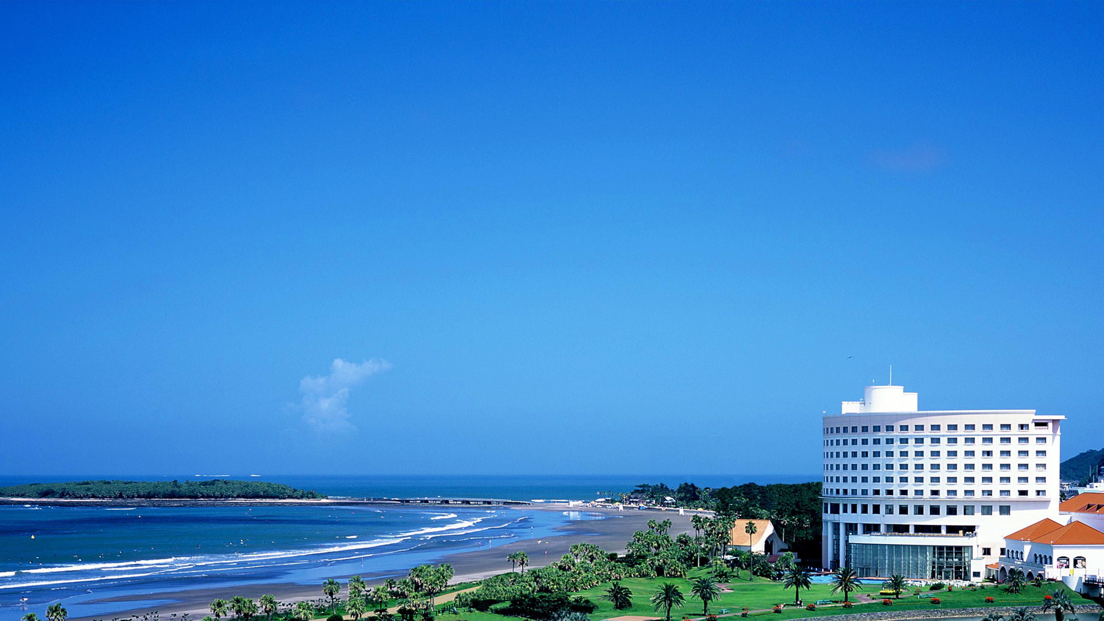 Ana Holiday Inn Resort Miyazaki By Ihg Екстериор снимка